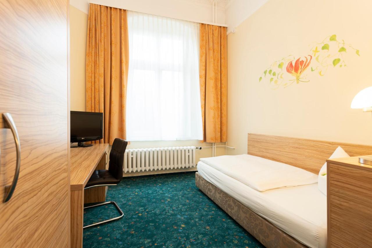 Palais Am Kleistpark Hotel Frankfurt  Exterior photo