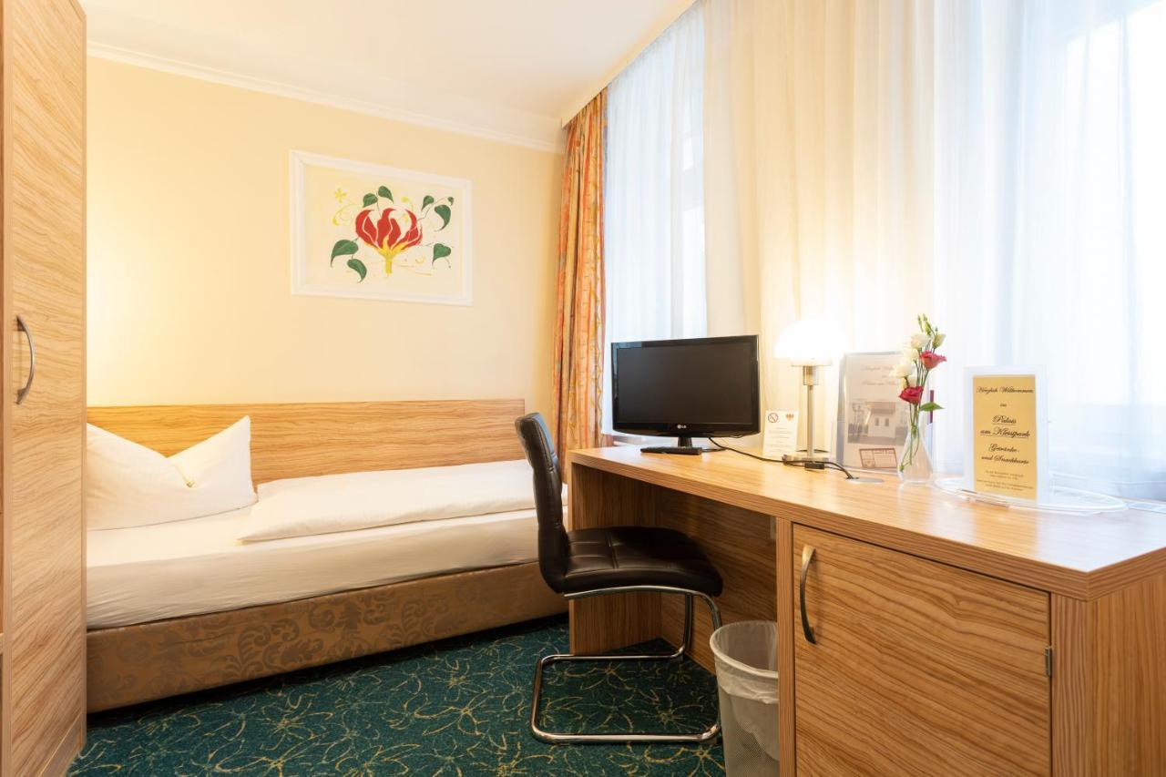 Palais Am Kleistpark Hotel Frankfurt  Exterior photo