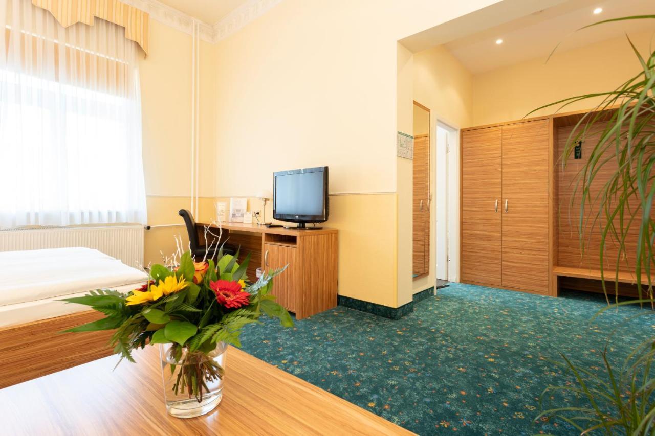 Palais Am Kleistpark Hotel Frankfurt  Exterior photo